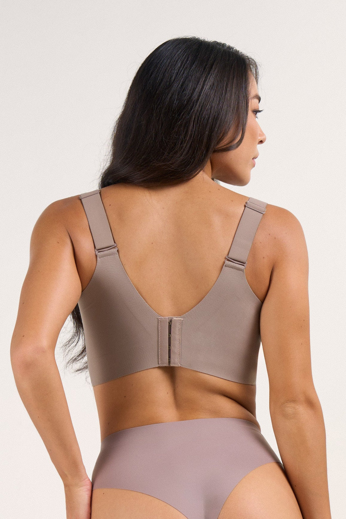 Nahtloser Soft-V BH ohne Bügel mit vollem Jelly-Support – Plus Size