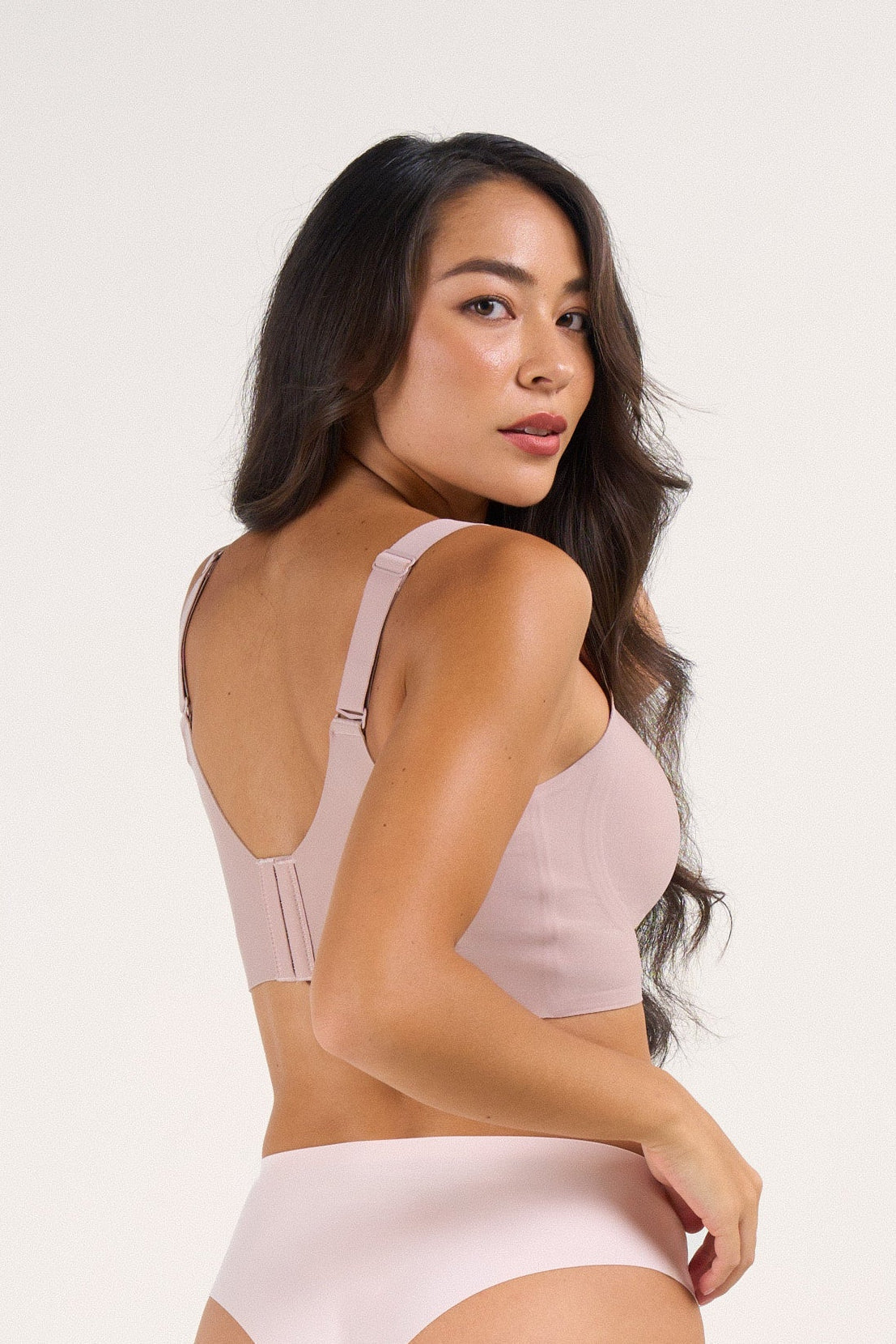 Nahtloser Soft-V BH ohne Bügel mit vollem Jelly-Support – Plus Size